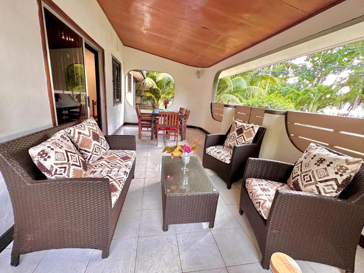 88 Days Self Catering Holidays & Accomodation Baie Lazare  Εξωτερικό φωτογραφία